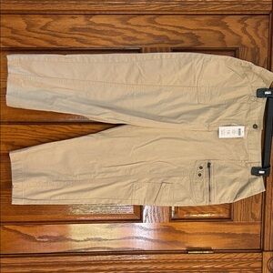 NWT Chico’s Cargo Crop Pants Size 1.5